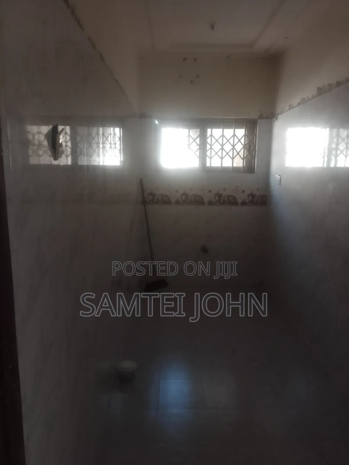 3bdrm House in P.O.Box1568 Tema, School Junction for rent