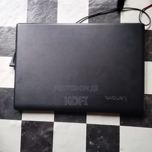 Laptop Lenovo IdeaPad 110 4GB Intel HDD+SSD 500GB