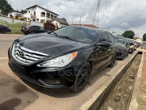 Hyundai Sonata 2013 Black