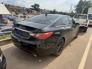 Hyundai Sonata 2013 Black