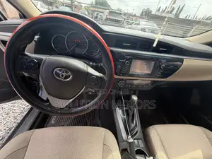 Toyota Corolla 2015 Black