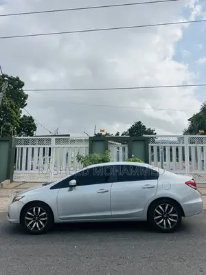 Honda Civic EX-L 4dr Sedan (1.8L 4cyl CVT) 2015 Silver