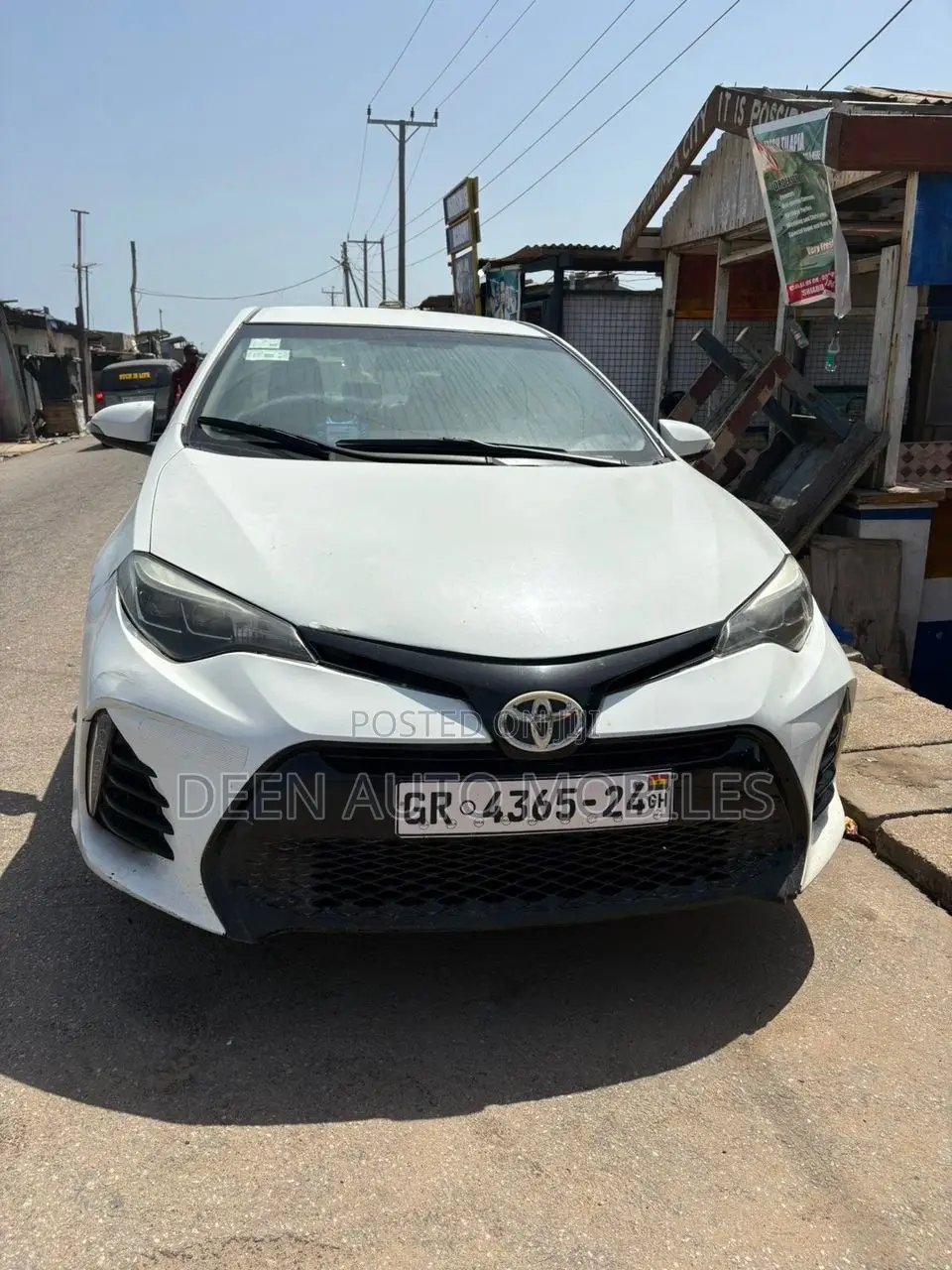 Toyota Corolla S 4dr Sedan (1.8L 4cyl CVT) 2015 White