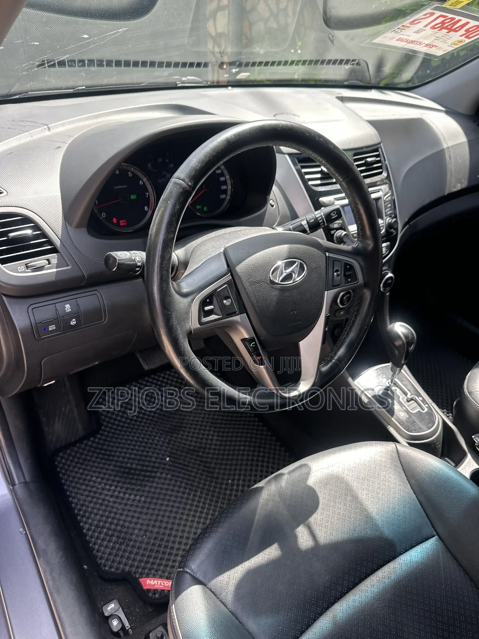Hyundai Accent SE Sedan 2016 Gray