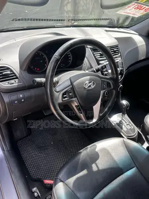 Hyundai Accent SE Sedan 2016 Gray