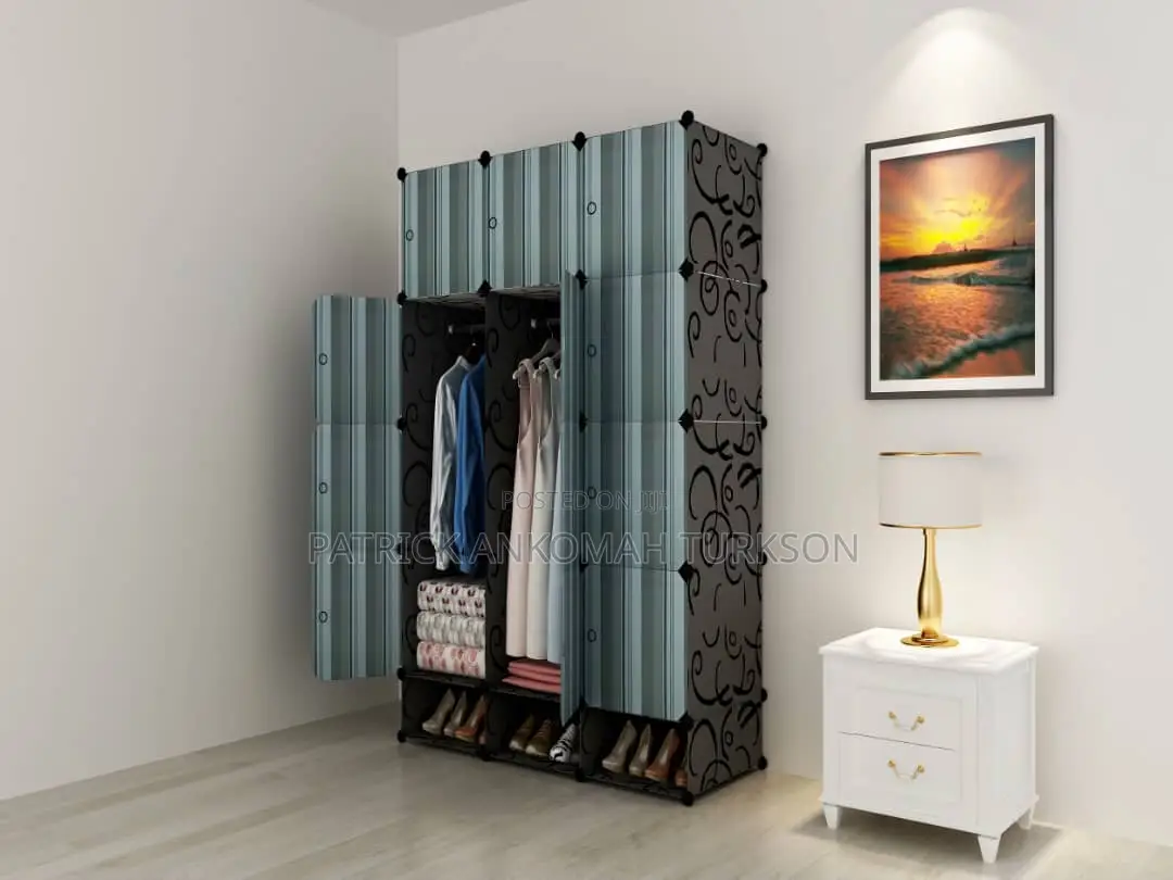 12 Cubes Plastic Wardrobe