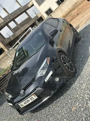 Toyota Corolla 2015 Black