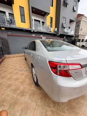 Toyota Camry 2014 Silver