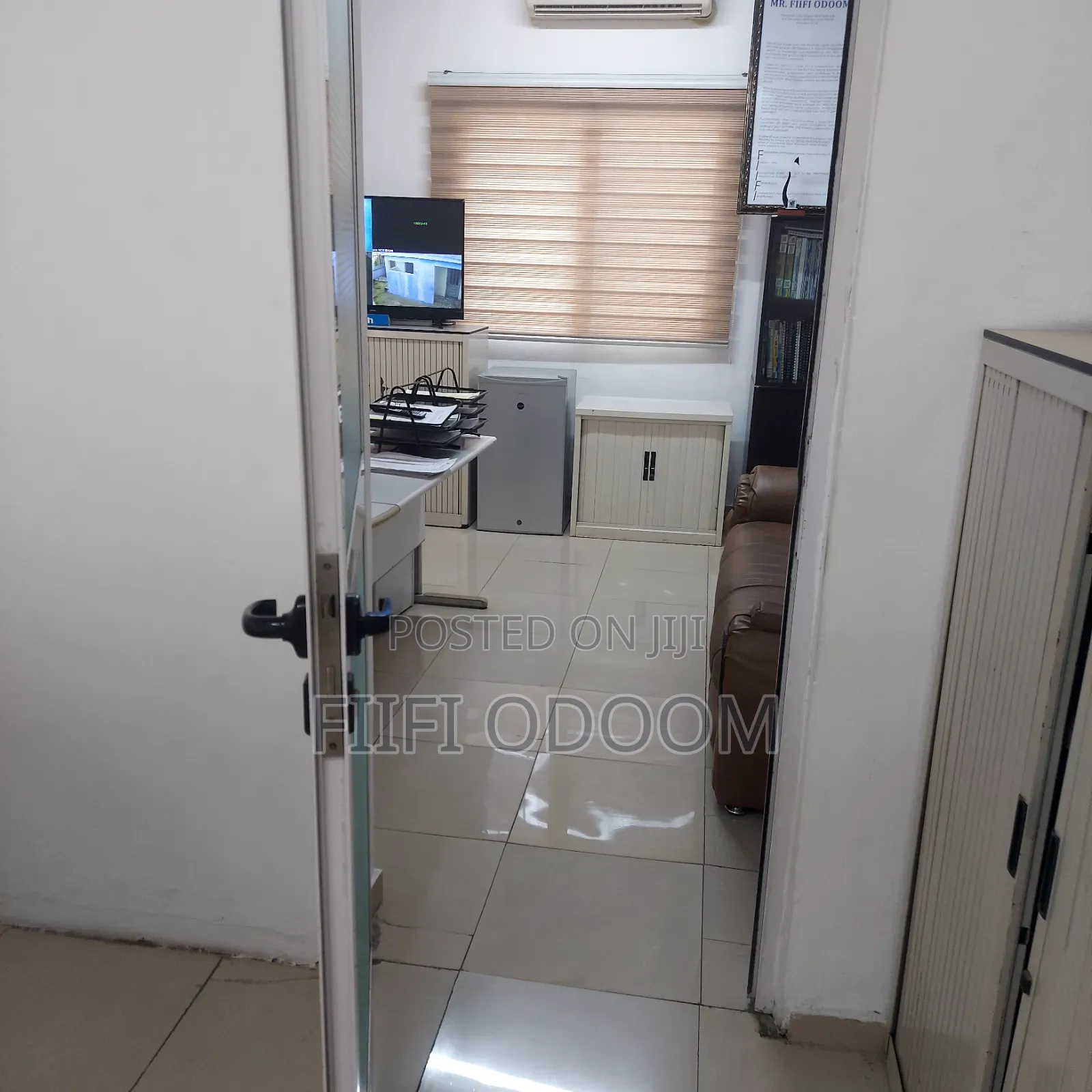 Furnished Office to Let