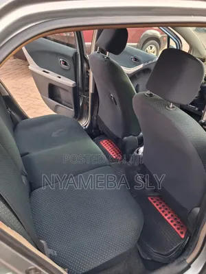 Toyota Vitz 2009 Gray