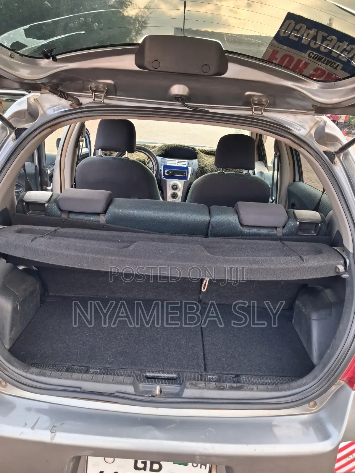 Toyota Vitz 2009 Gray