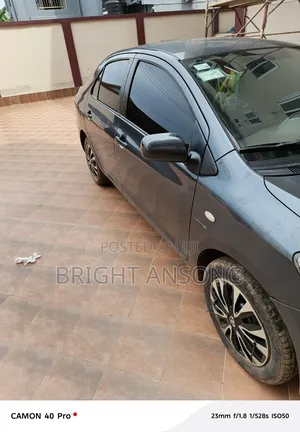 Toyota Yaris 2008 Black