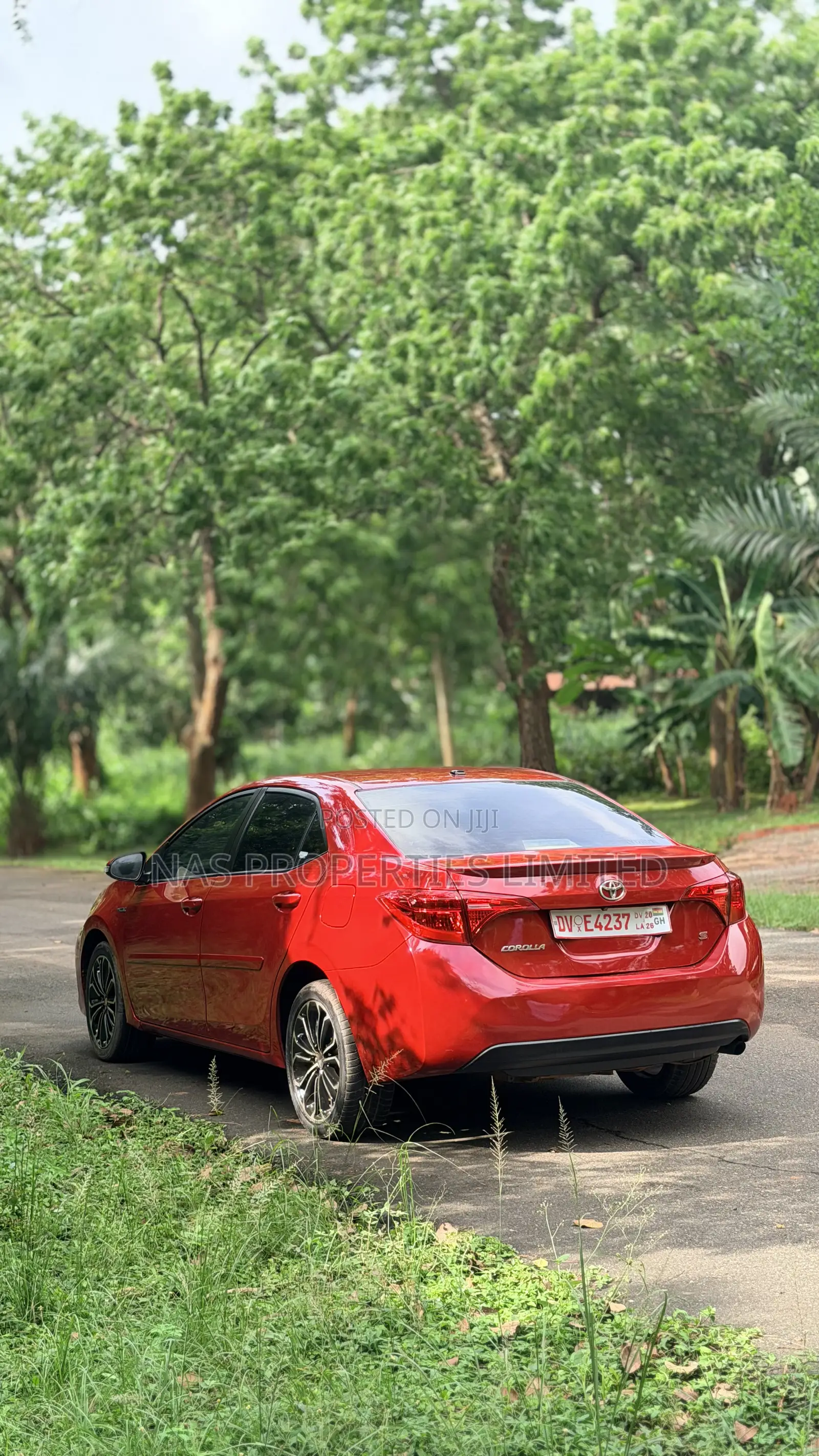 Toyota Corolla S 4dr Sedan (1.8L 4cyl CVT) 2016 Red