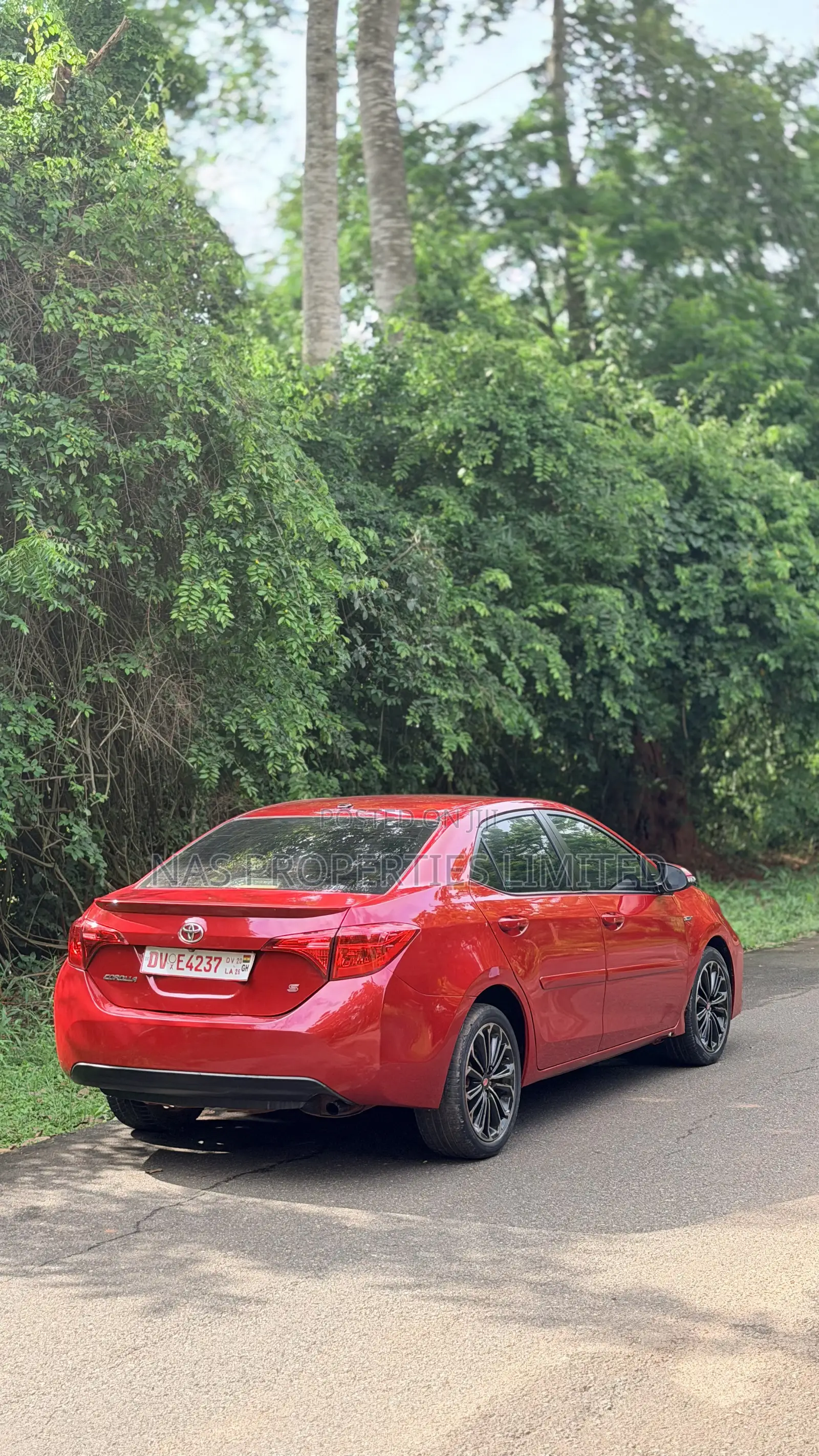 Toyota Corolla S 4dr Sedan (1.8L 4cyl CVT) 2016 Red