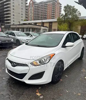 Hyundai Elantra GT 2013 White