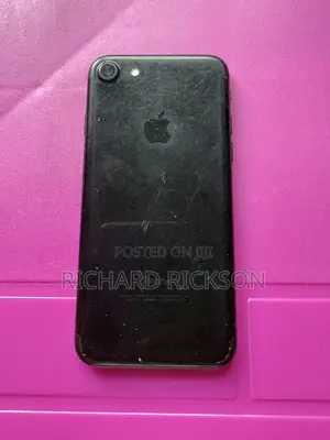 Apple iPhone 7 128 GB Black