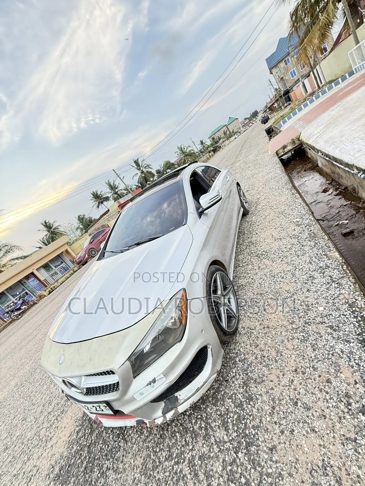 Mercedes-Benz CLA-Class CLA 250 4MATIC Sedan 2016 Silver