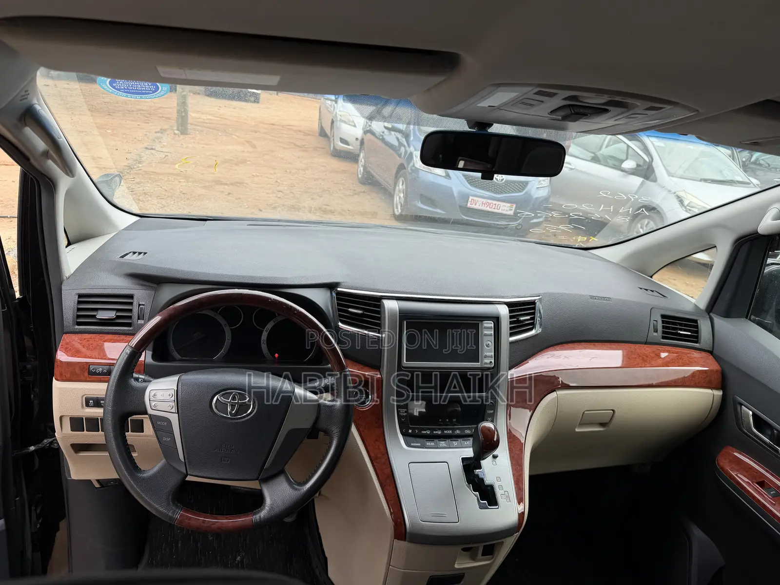 Toyota Vellfire 2011 Black