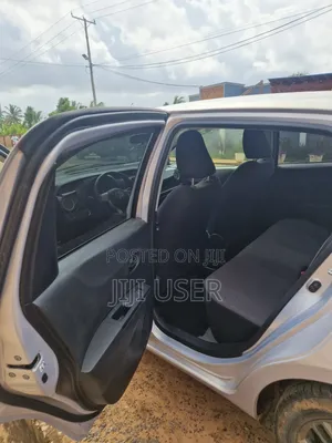 Toyota Vitz 2012 Gray