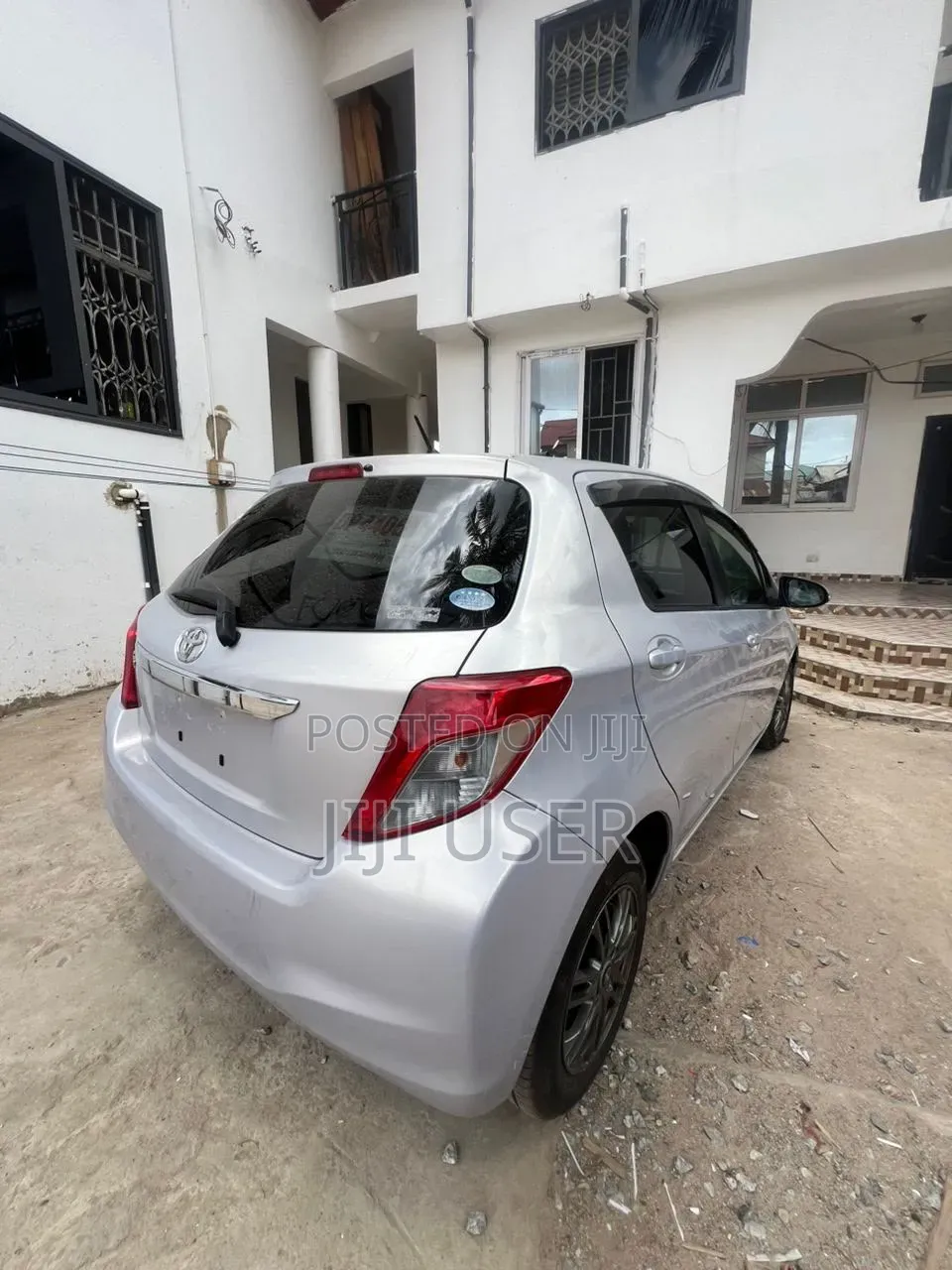 Toyota Vitz 2012 Gray