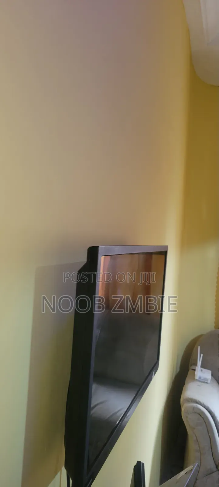 Toshiba 32 Inches Tv