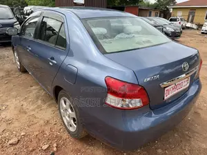 Toyota Belta 2011 Blue