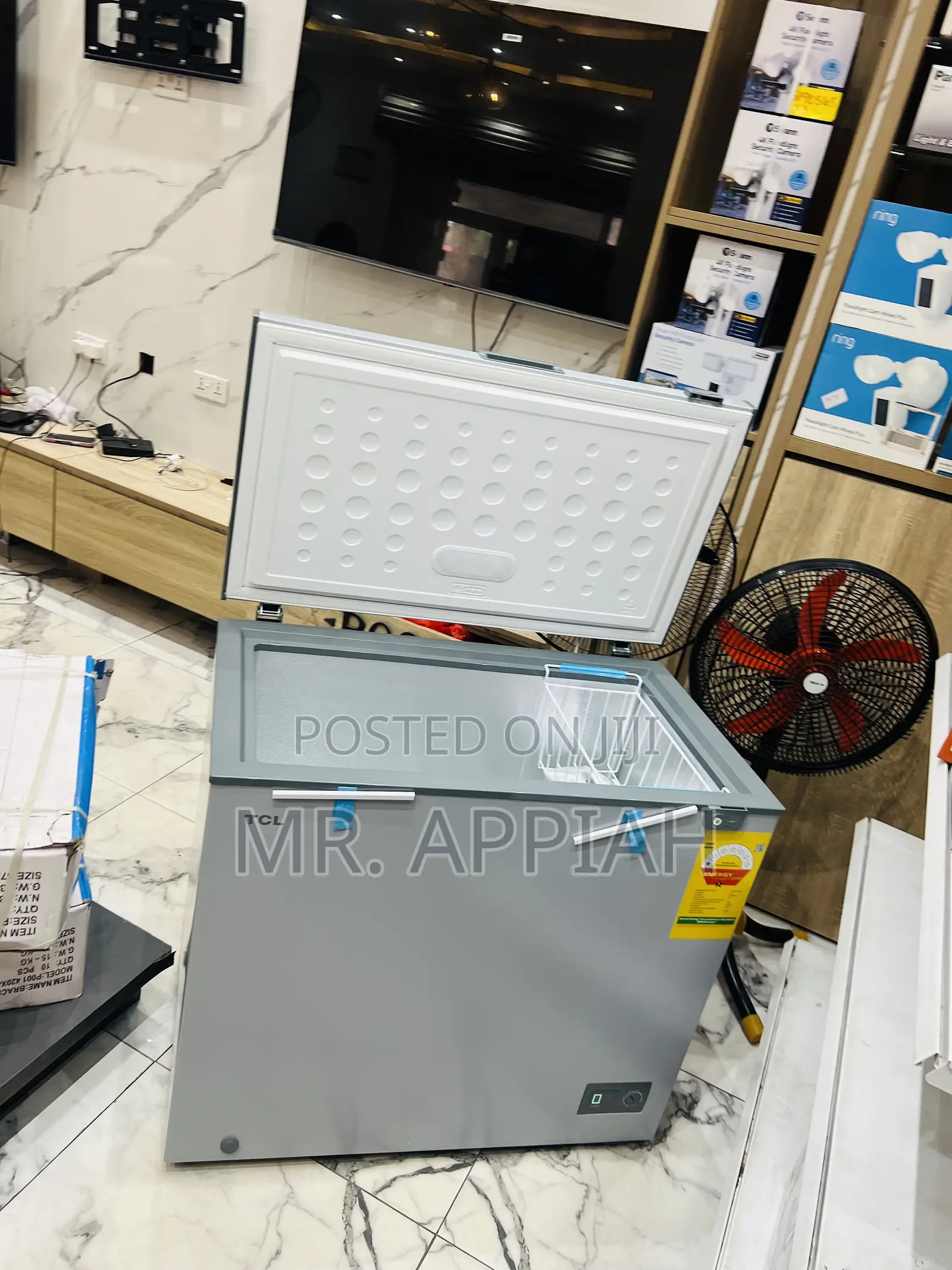 Sleek TCL Single Door Chest Freezer(200liters)
