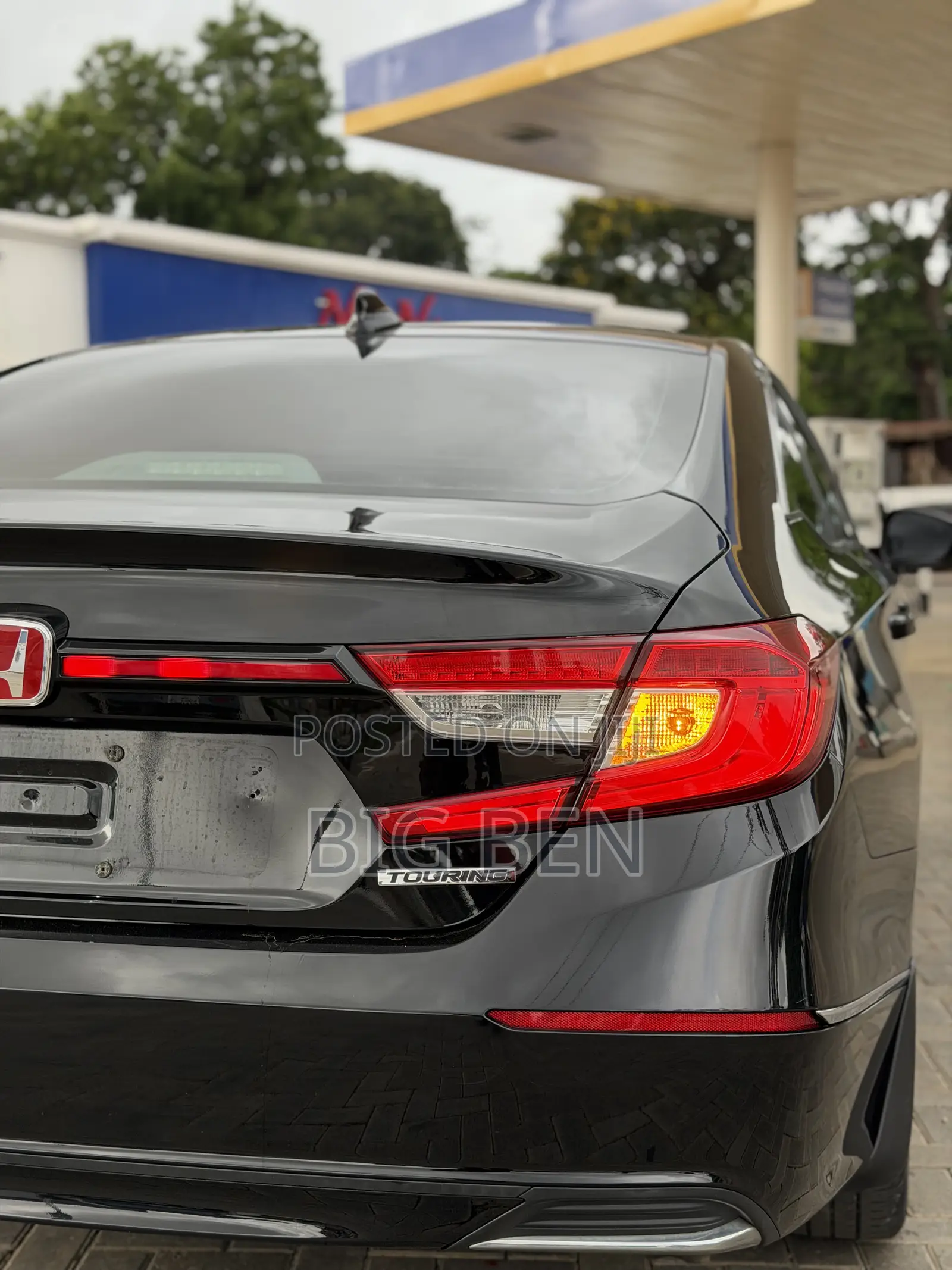 Honda Accord Touring 2.0T 2021 Black