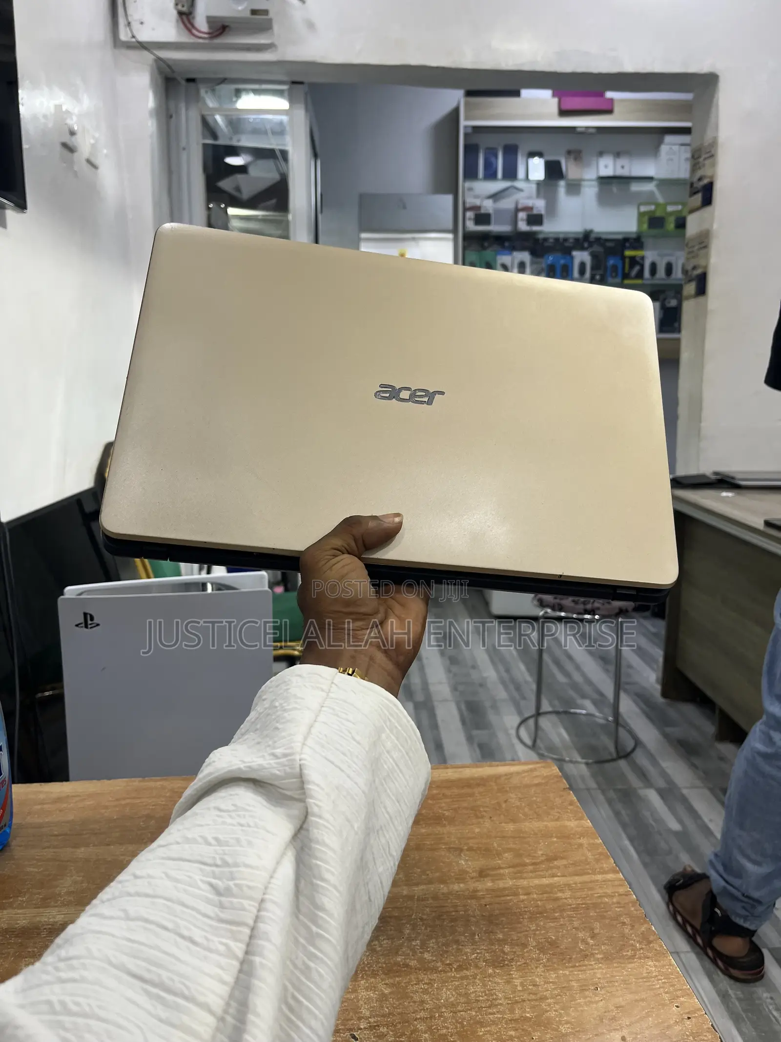 Laptop Acer Aspire E1-571 4GB Intel Core i5 HDD 500GB