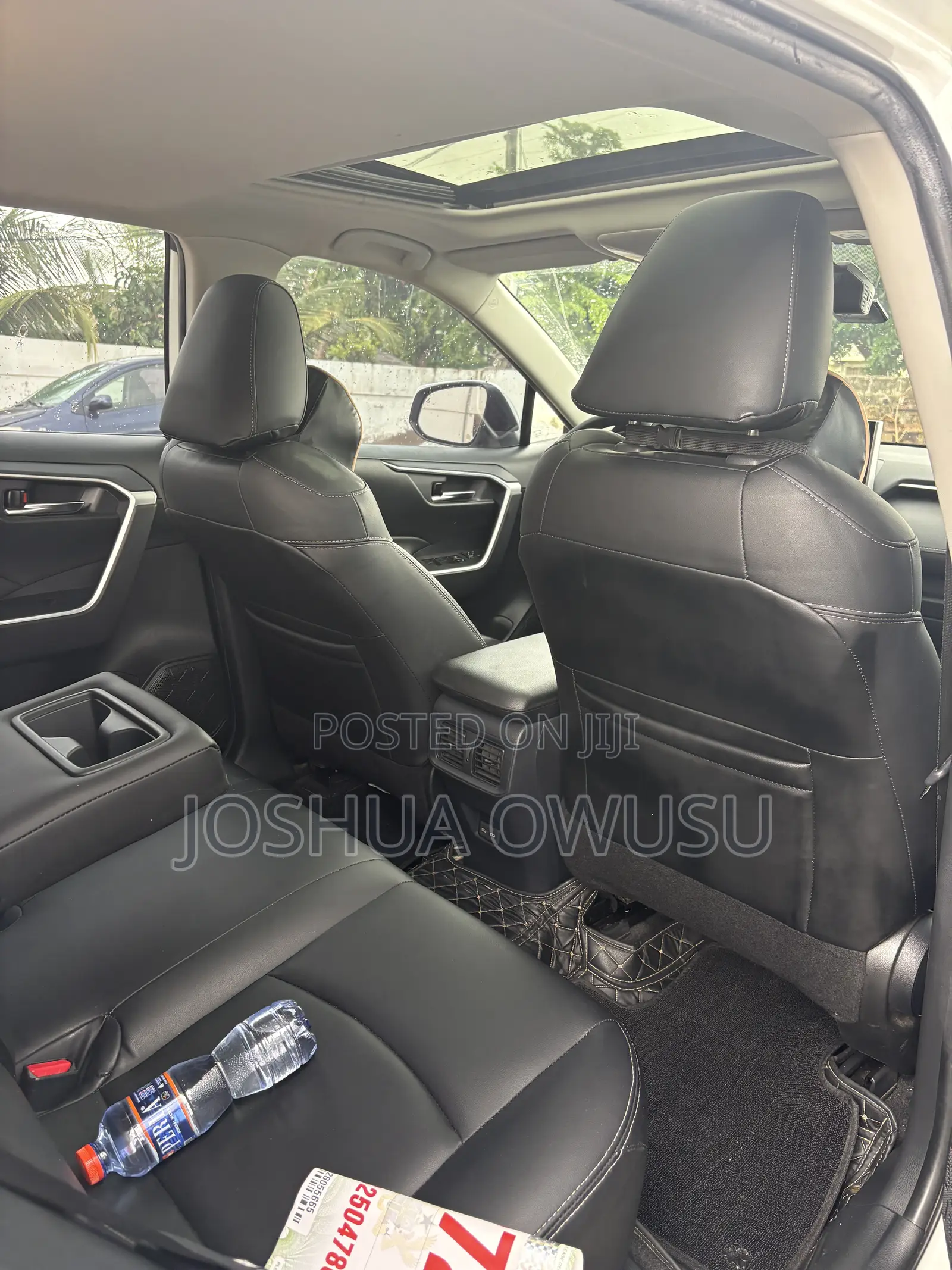 Toyota RAV4 XLE Premium 2021 White