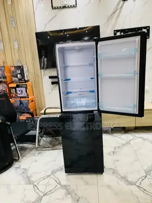 Ultra Modern Sleek 196l Double Door Fridge