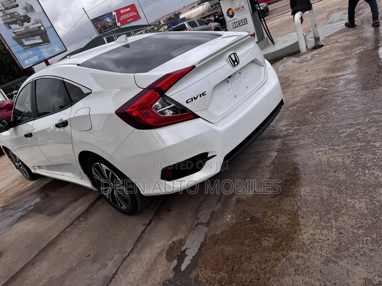 Honda Civic EX-L Sedan 2018 White
