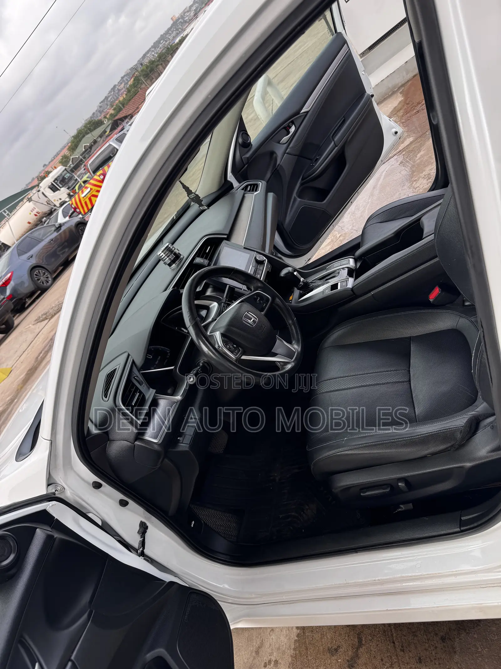 Honda Civic EX-L Sedan 2018 White