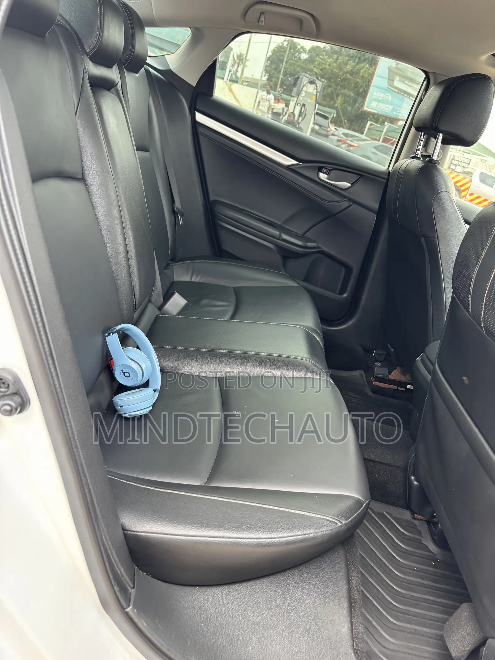 Honda Civic EX-L Sedan 2018 White