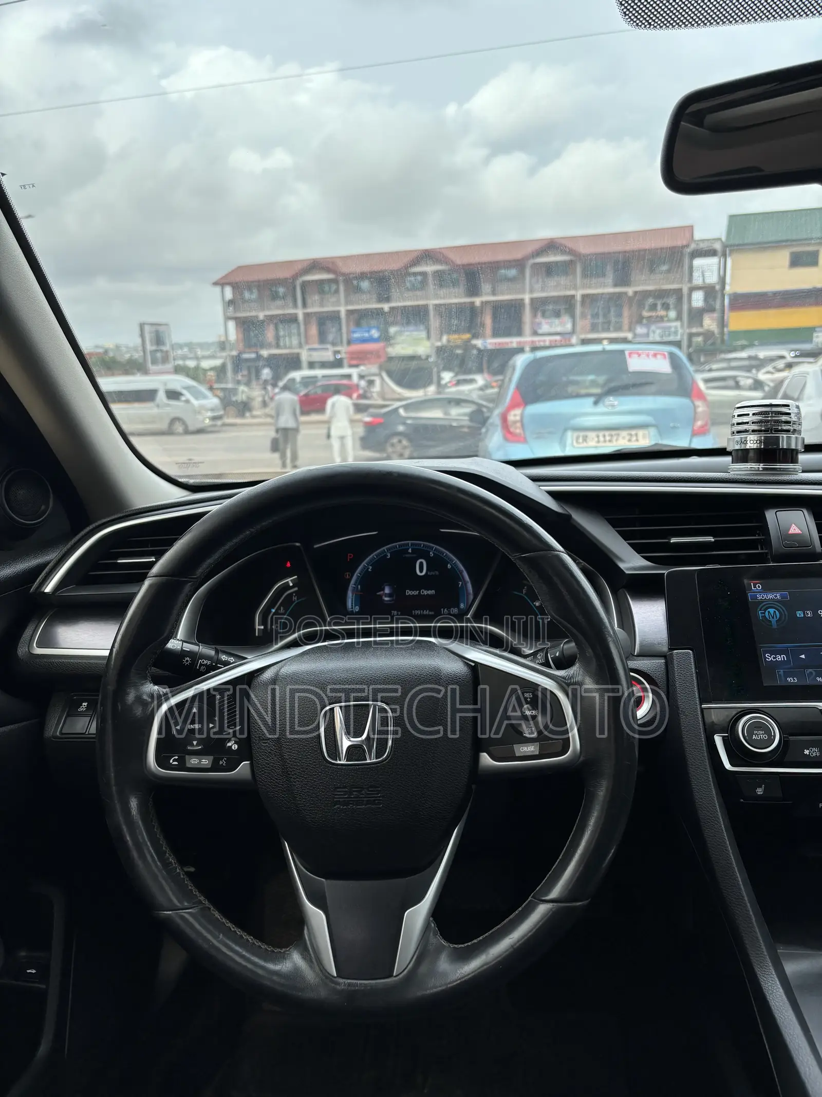 Honda Civic EX-L Sedan 2018 White