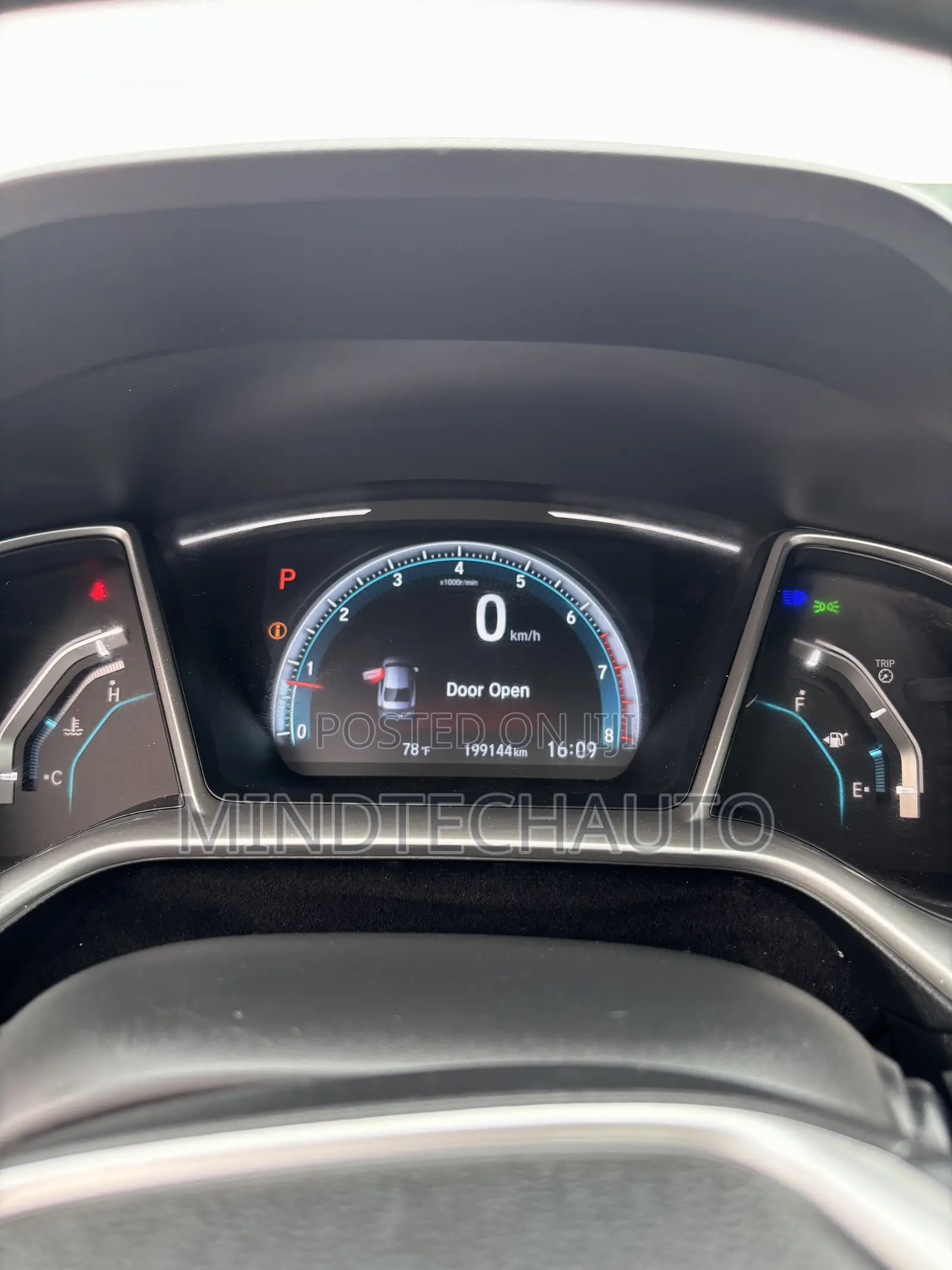 Honda Civic EX-L Sedan 2018 White