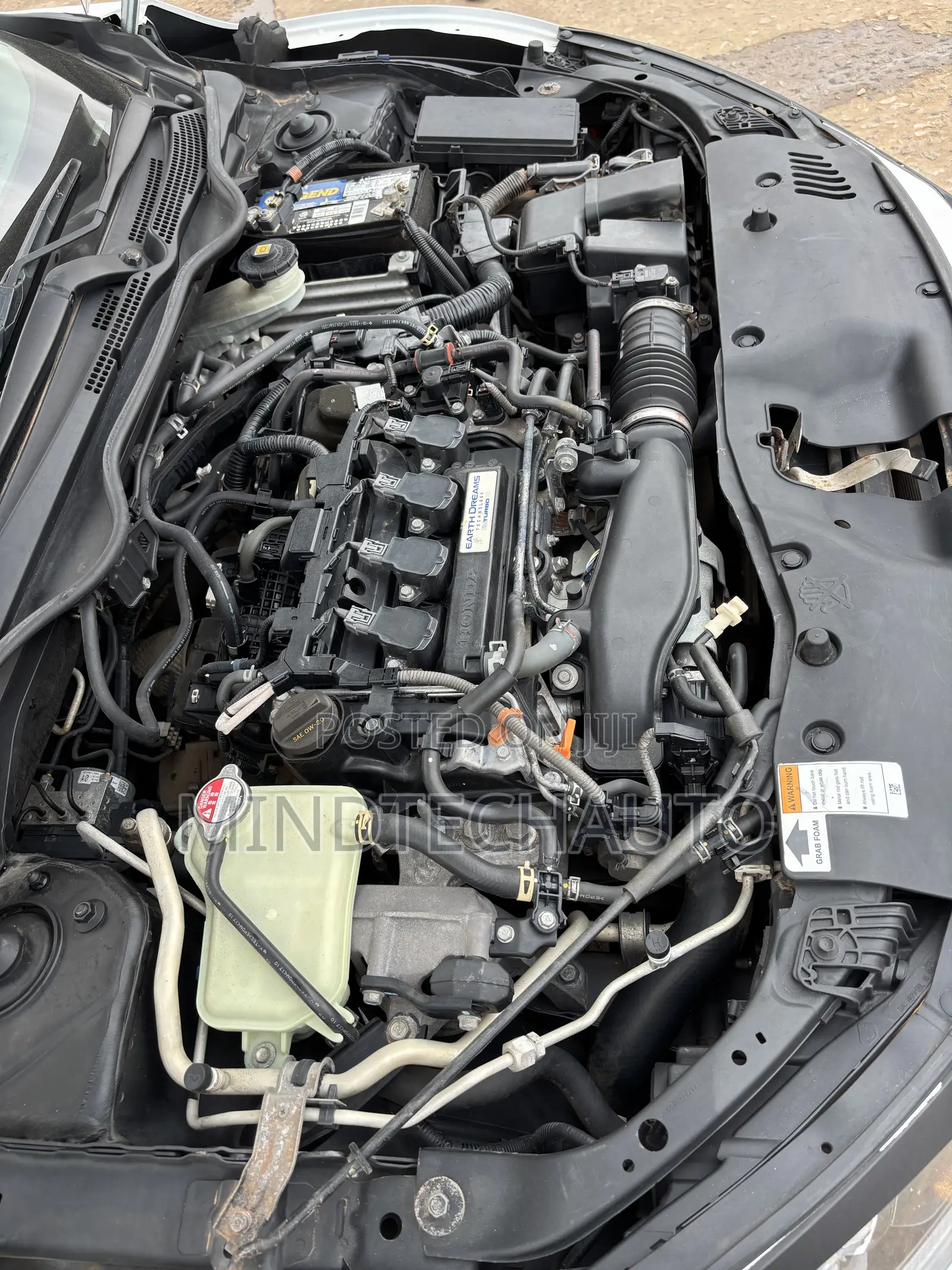 Honda Civic EX-L Sedan 2018 White