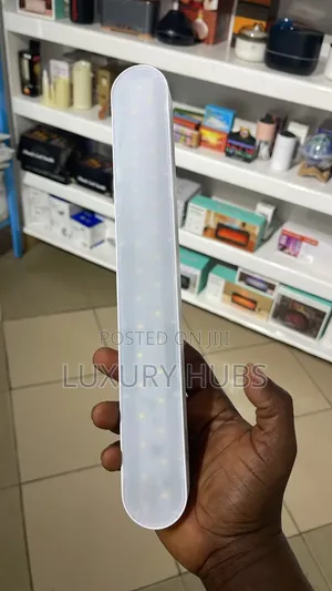 Cabinet/Reading Sensor Light