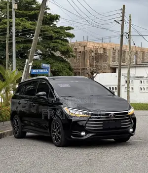 BYD Xia 1.5 Hybrid FWD 2025 Black