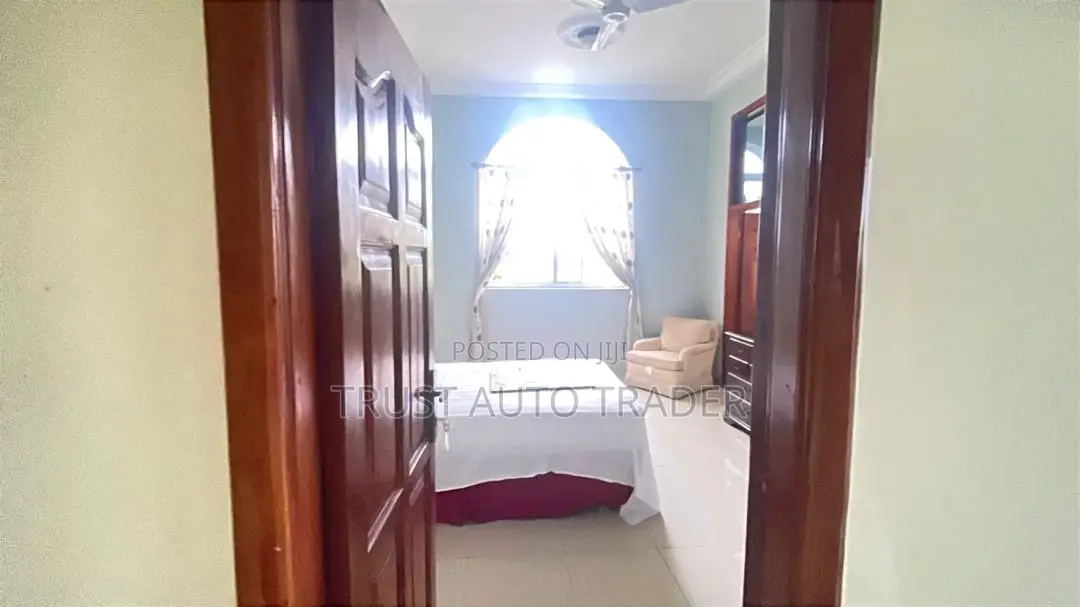 10bdrm Villa in Beachfront Resort for sale