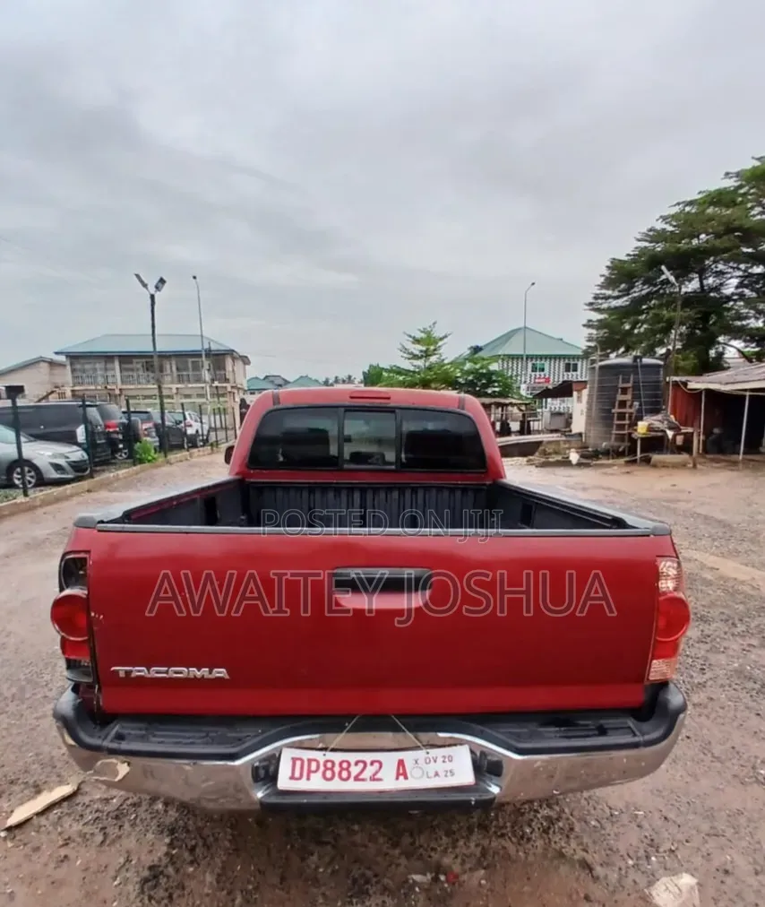 Toyota Tacoma 2008 Red
