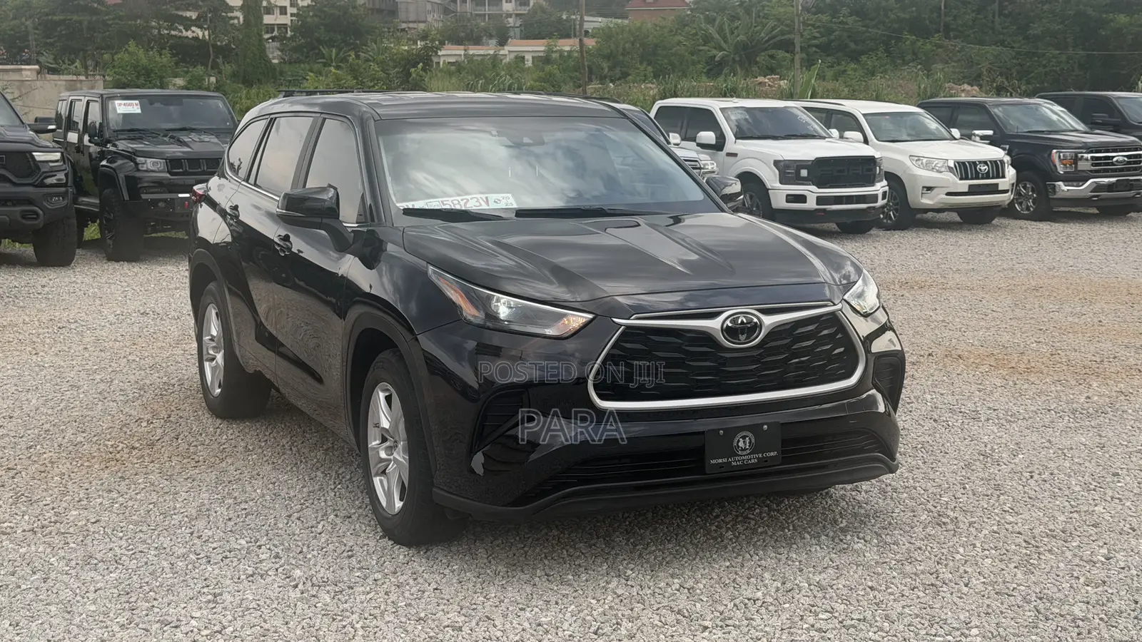 Toyota Highlander LE FWD 2023 Black