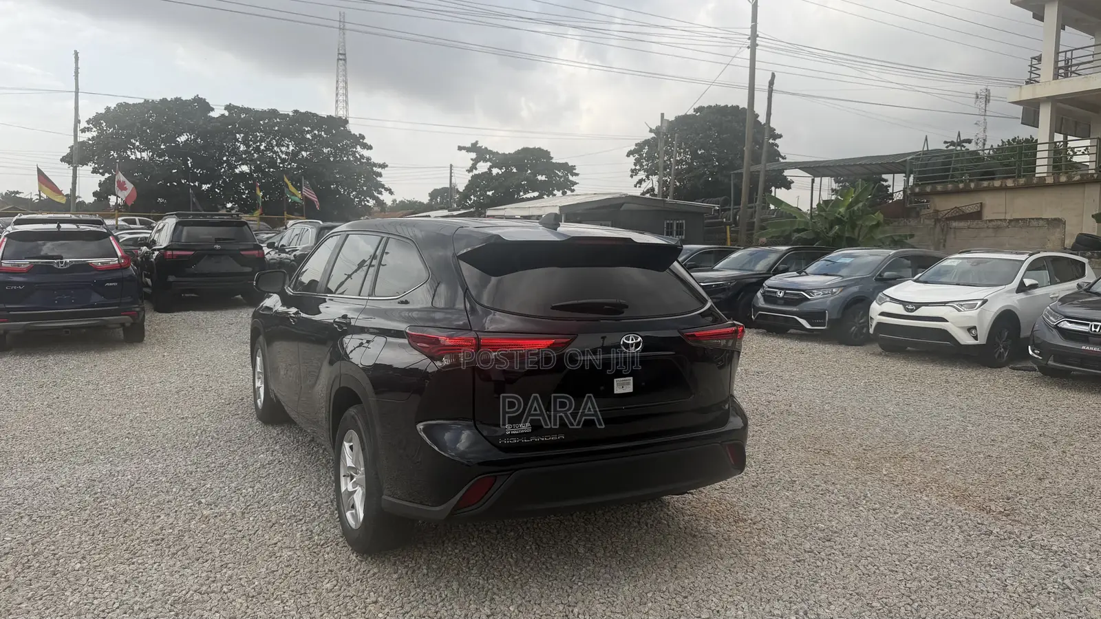 Toyota Highlander LE FWD 2023 Black