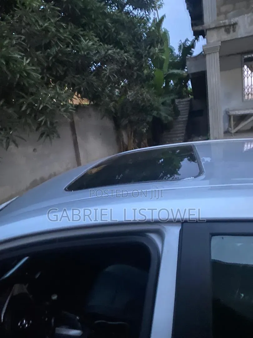 Toyota Corolla 2017 Silver