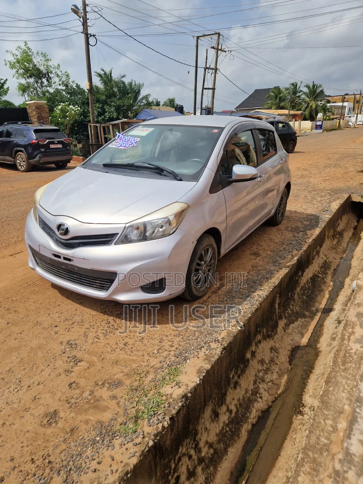 Toyota Vitz 2012 Gray