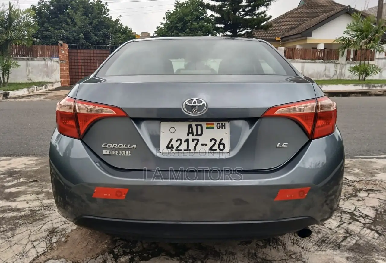 Toyota Corolla 2018 Gray