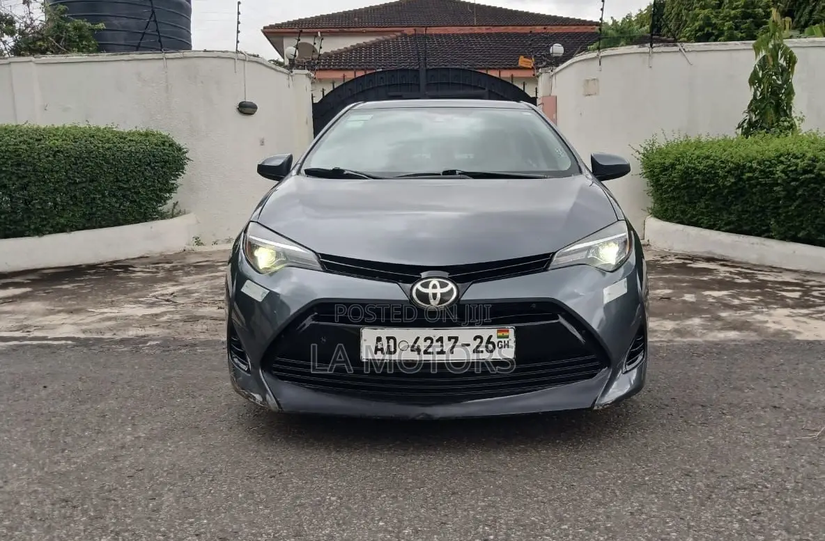 Toyota Corolla 2018 Gray