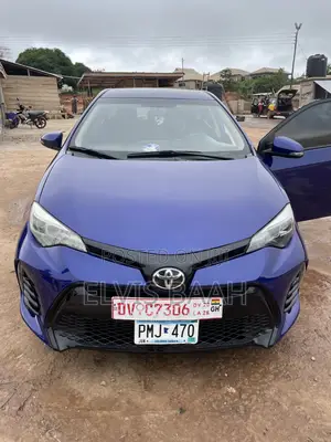Toyota Corolla SE Special Edition 4dr Sedan (1.8L 4cyl CVT) 2017 Blue