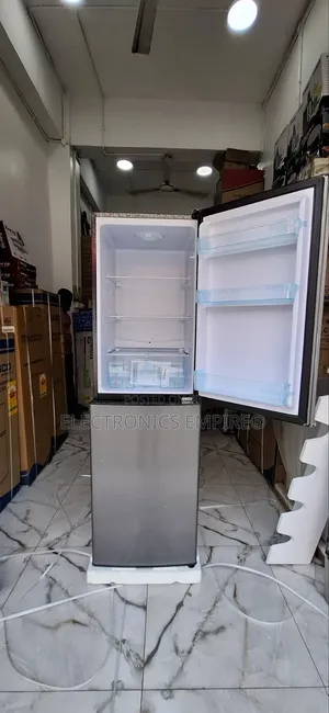 Beautiful 196ltrs Nasco Fridge Bottom Freezer