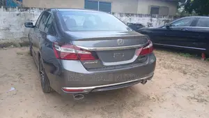 Honda Accord Sport 4dr Sedan FWD (2.4L 4cyl 2A) 2017 Gray